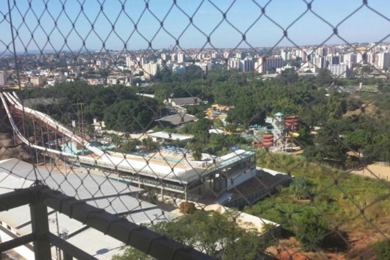Diroma Exclusive - Piscinas Termais 24 Horas, Sauna, Copa Da Mamae, Limpeza Diaria, Estacionamento Gratis! Caldas Novas Exterior foto