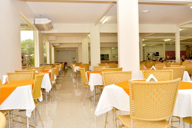 Diroma Exclusive - Piscinas Termais 24 Horas, Sauna, Copa Da Mamae, Limpeza Diaria, Estacionamento Gratis! Caldas Novas Exterior foto